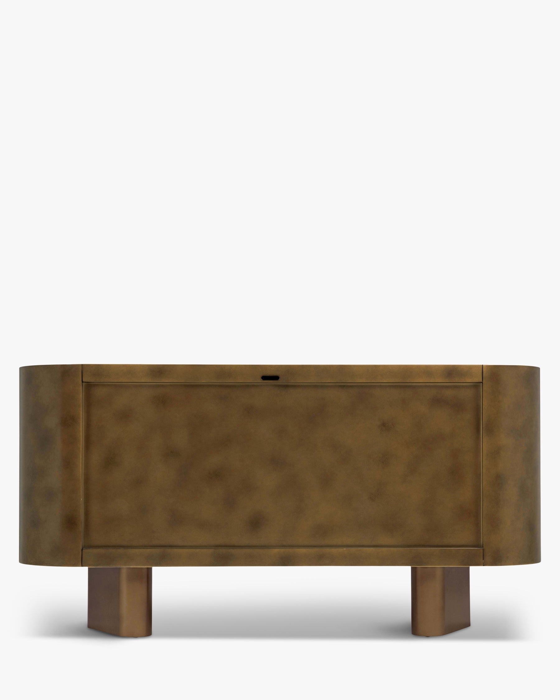 Buffet moderne en laiton au design épuré et à l'élégance contemporaine pour le salon
