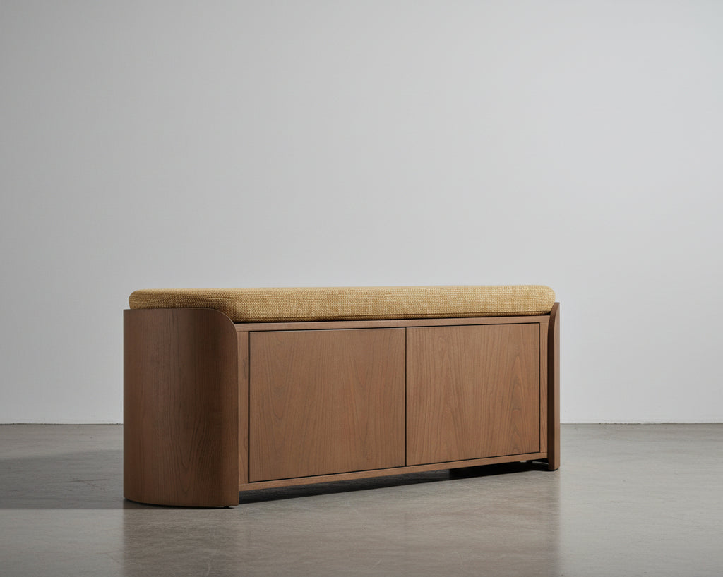 Banc en tissu moderne avec design arrondi et matériaux de qualité pour chambre et entrée