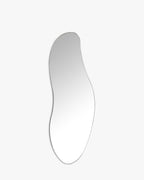 Miroir organique métal/résine avec forme incurvée et effet de superposition Salon et chambre à coucher