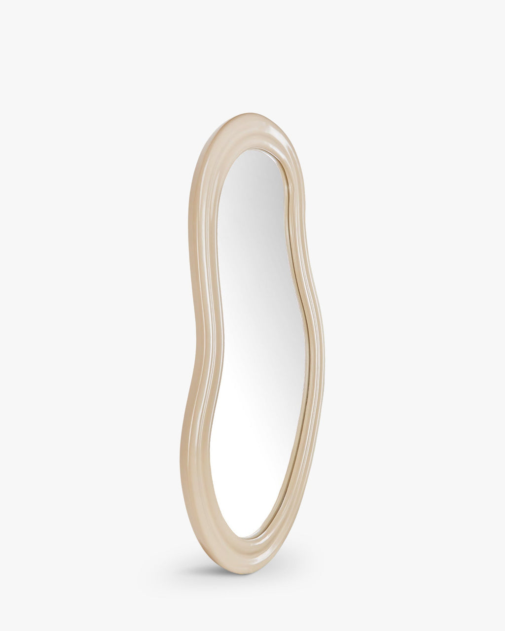 Miroir sur pied en bois naturel peint au look intemporel et à l'installation facile pour chambre et salon