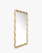 Miroir en pin massif naturel, forme organique et style polyvalent pour chambre, salon et entrée
