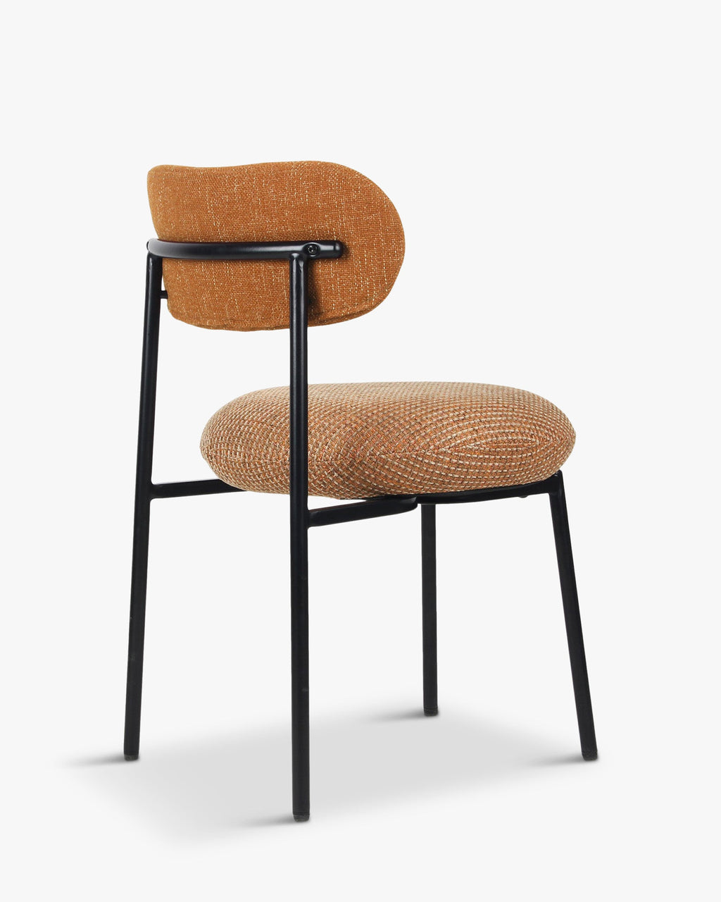 Fauteuil rétro Boucle avec 3 coloris et format polyvalent pour salon et salle à manger