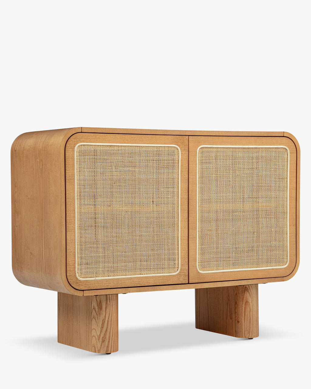 Buffet scandinave/bohème en bois, format compact et polyvalent, idéal salon et chambre