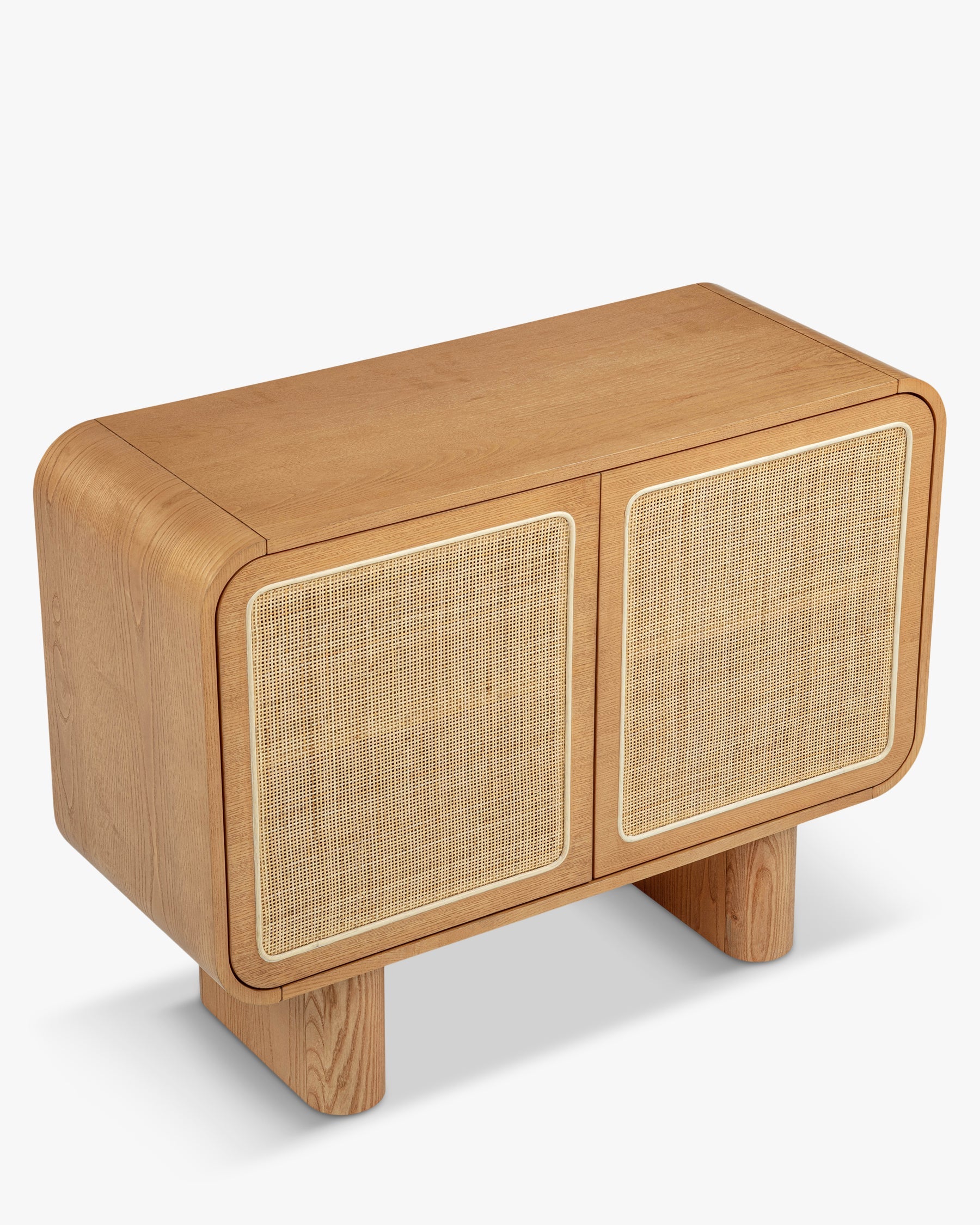 Buffet scandinave/bohème en bois, format compact et polyvalent, idéal salon et chambre