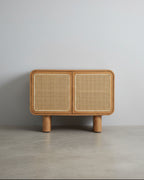 Buffet scandinave/bohème en bois, format compact et polyvalent, idéal salon et chambre