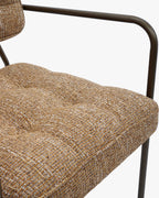 Fauteuil Rétro Années 70 en Tissu et Bronze avec Boutons Graphiques et Accoudoirs Épurés Salon et Salle à Manger