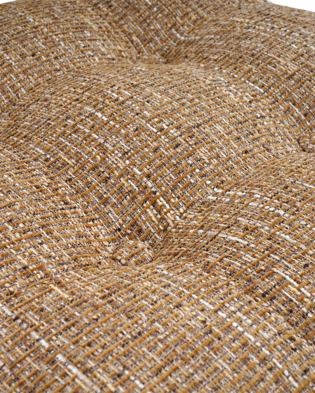 Fauteuil Rétro Années 70 en Tissu et Bronze avec Boutons Graphiques et Accoudoirs Épurés Salon et Salle à Manger