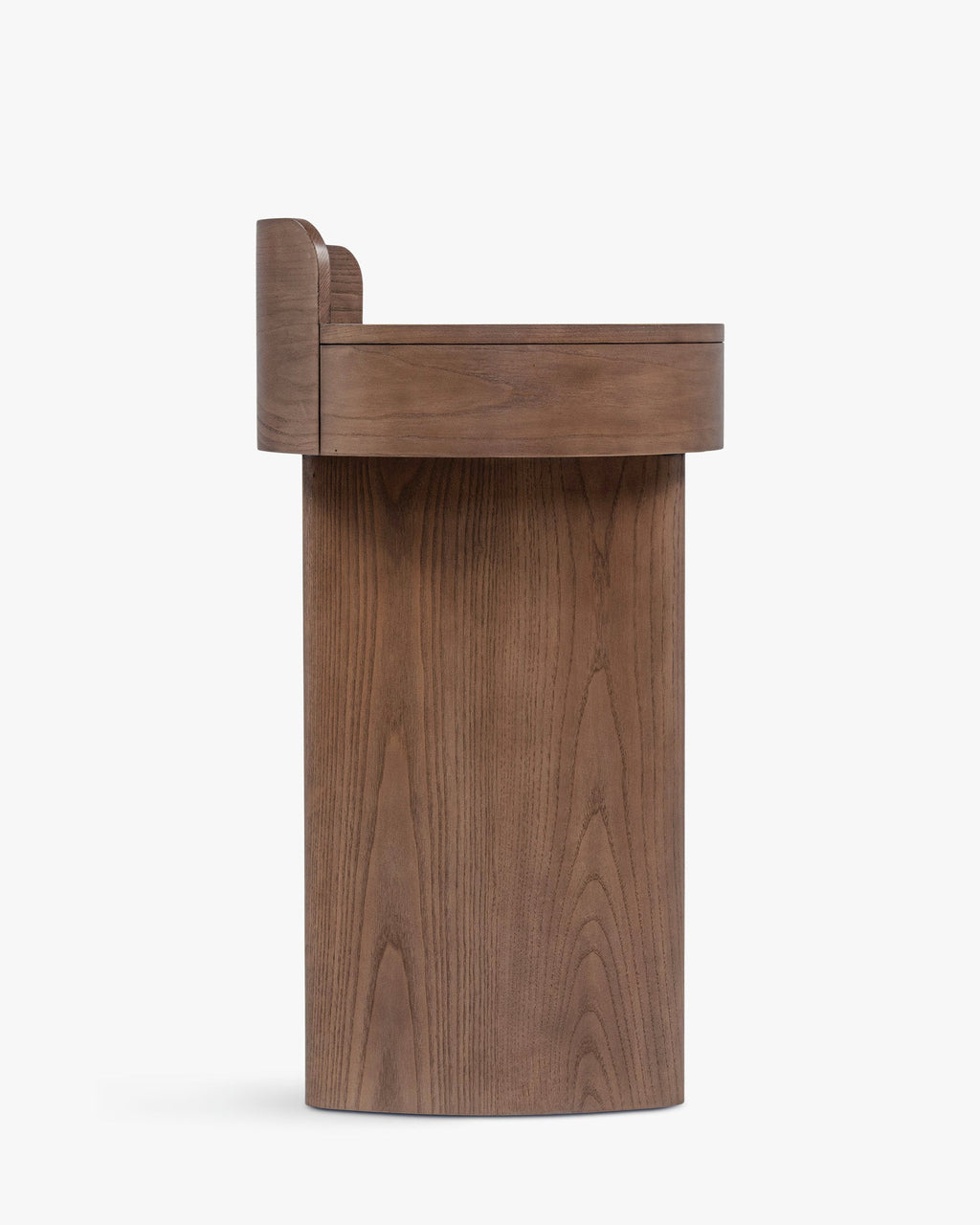 Table à manger en bois de noyer naturel veiné, finition chaleureuse et détails raffinés - Salle à manger