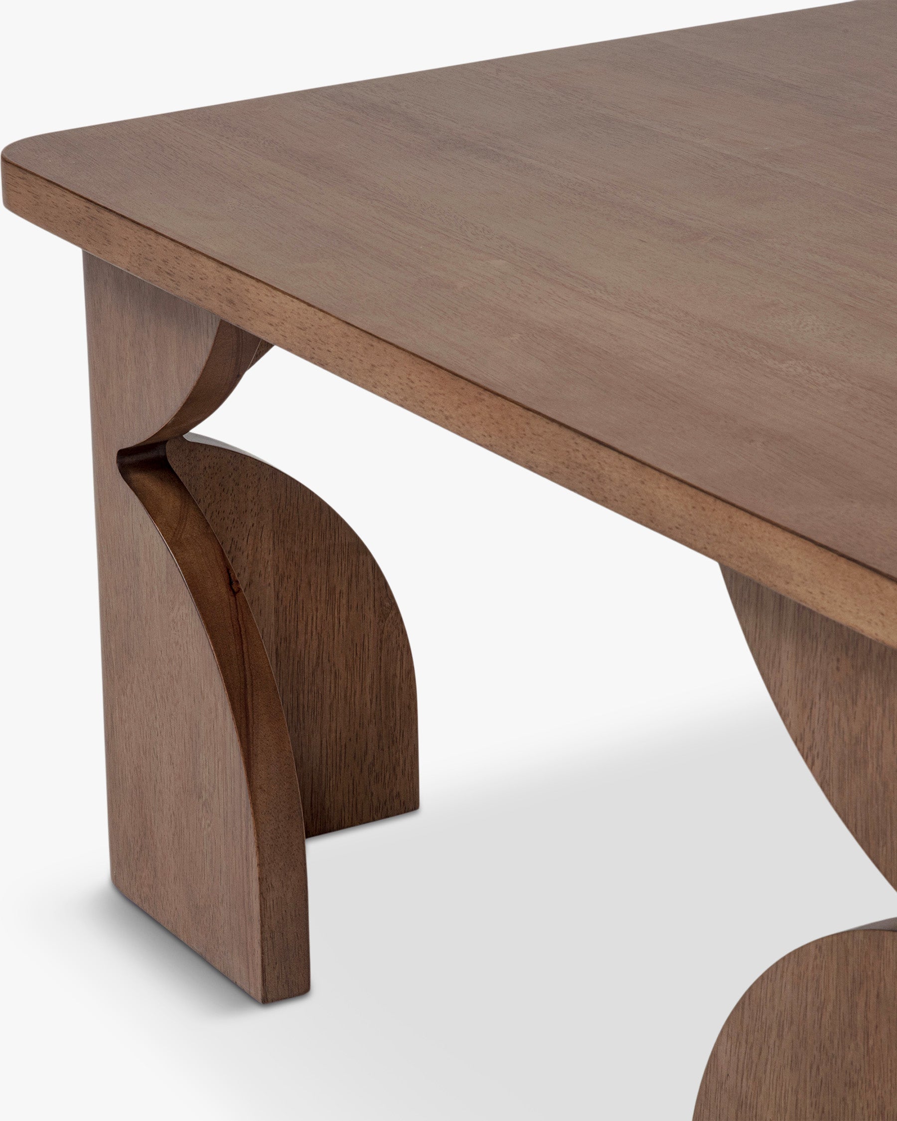 Table à manger en bois d'hévéa massif teinté noyer, chaleur, robustesse et authenticité, salle à manger