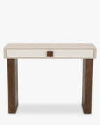 Console Graphic en frêne laqué et noyer avec demi-relief et contraste sable/blanc cassé pour salon et entrée