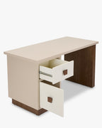 Bureau Graphic laqué et frêne noyer avec relief demi-rond et contraste sable/coquille d'œuf pour bureau à domicile