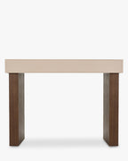 Console Graphic en frêne laqué et noyer avec demi-relief et contraste sable/blanc cassé pour salon et entrée