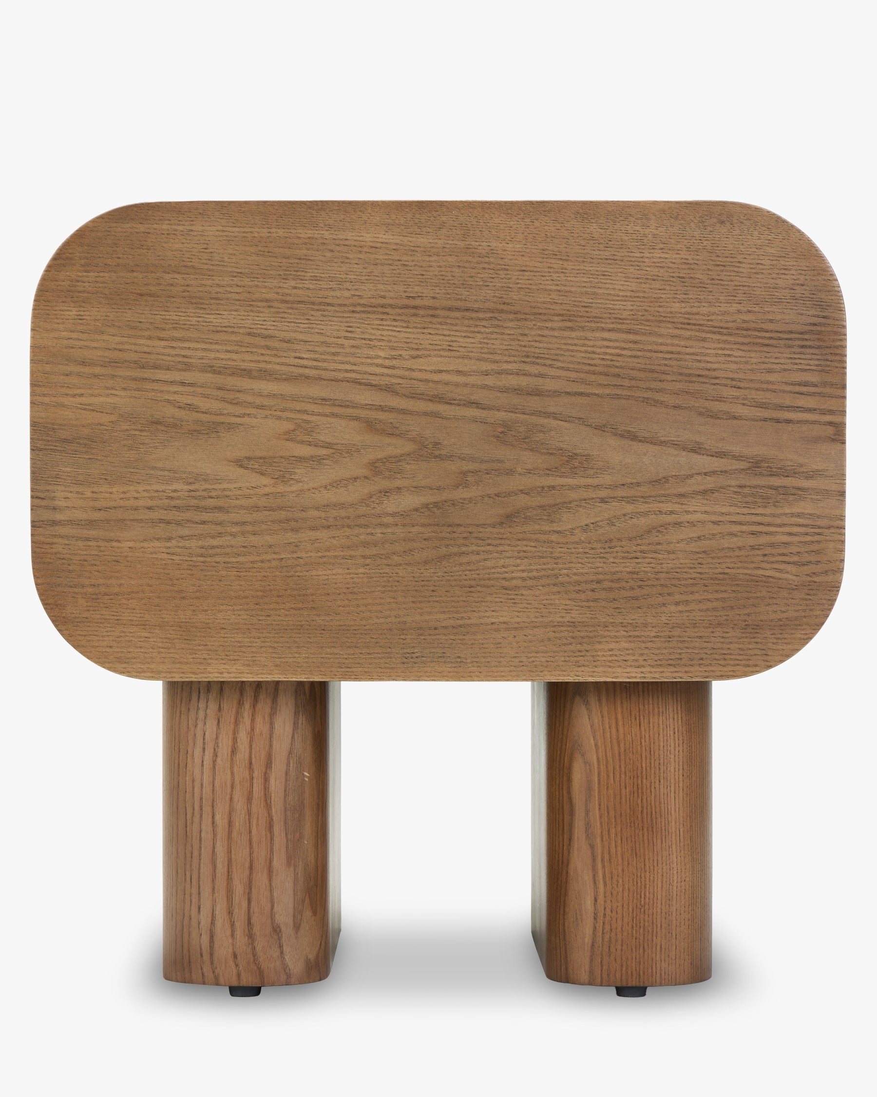 Table de chevet Artisan en frêne teinté noyer avec motifs sculptés ovales et tiroir profond pour chambre à coucher