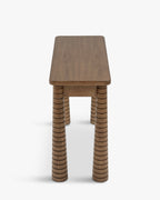 Console en frêne artisanal teinté noyer avec pieds fuselés sculptés et tiroir intégré Salon et Entrée