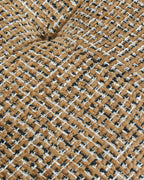 Chaise élégante en tweed avec dossier touffeté flottant Salon et salle à manger