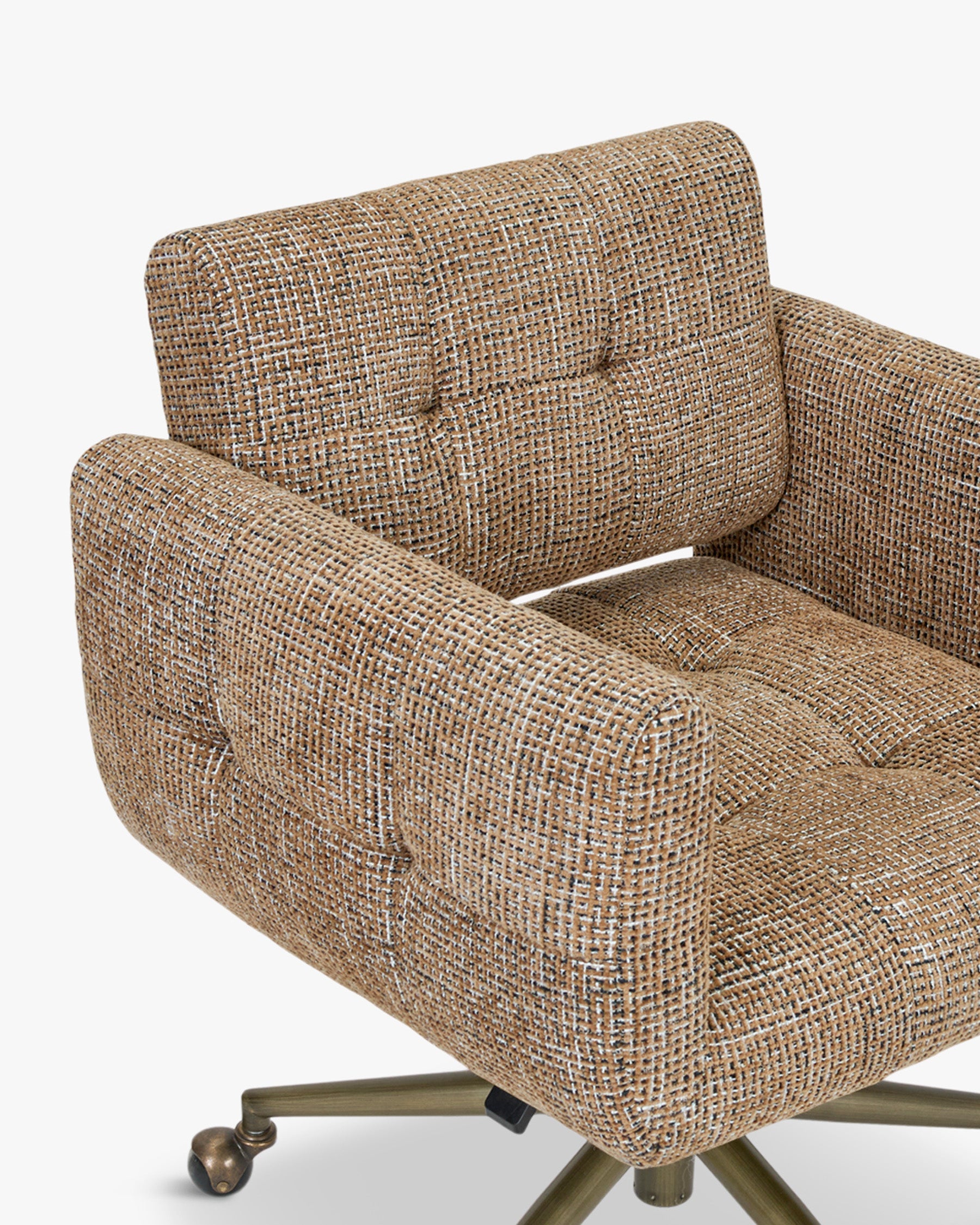 Chaise élégante en tweed avec dossier touffeté flottant Salon et salle à manger